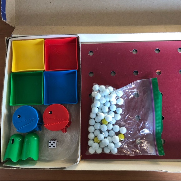 Vintage Pac-Man Game - Picture 7 of 9